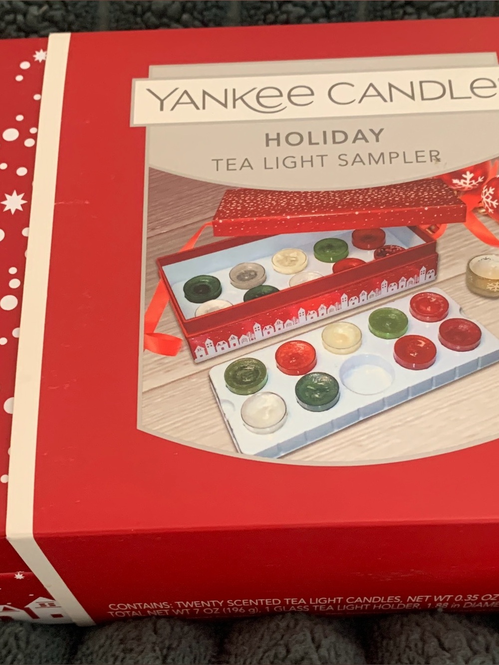 Yankee Candle Holiday Tea Light Set - Red, Green, Cream